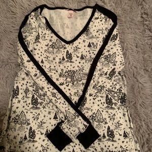 long sleeve christmas/forest tree top